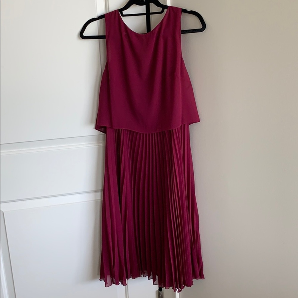 Hobbs London pleated sleeveless dress